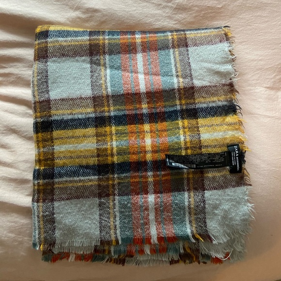 Plaid Blanket Scarf - Picture 1 of 2
